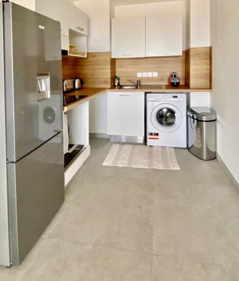 Ferienwohnung Luxurious Flat At 5 Min By Walk To Monaco, Free Parking And Sea View Beausoleil Exterior foto